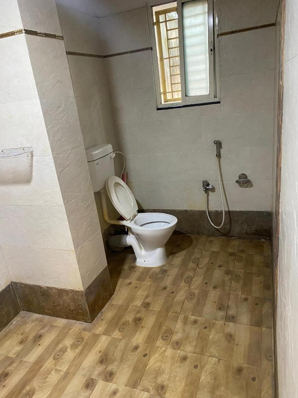Nityananda Inn Puri Kültér fotó